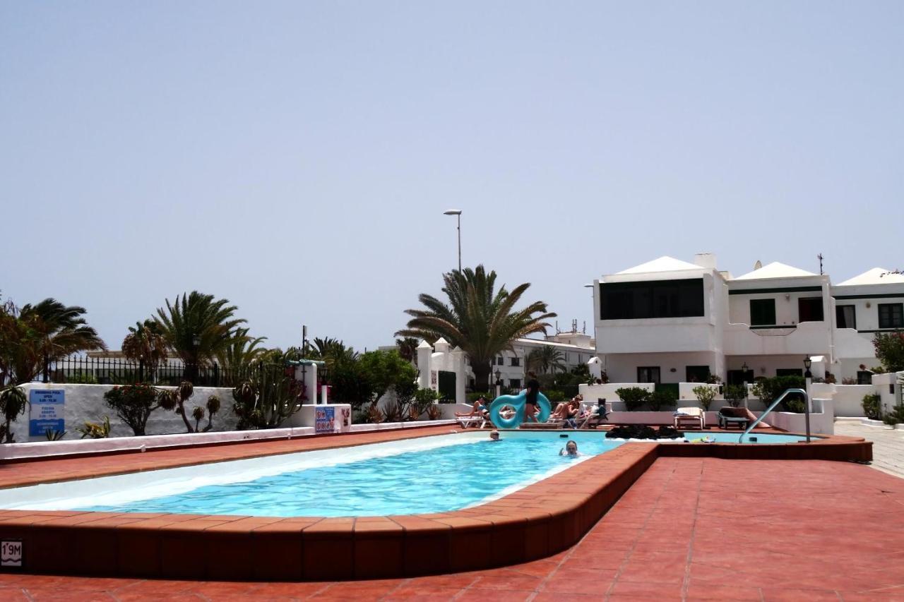 Casa Playa Los Pocillos In Puerto Del Carmen ปูแอร์โตเดลคาร์เมน ภายนอก รูปภาพ